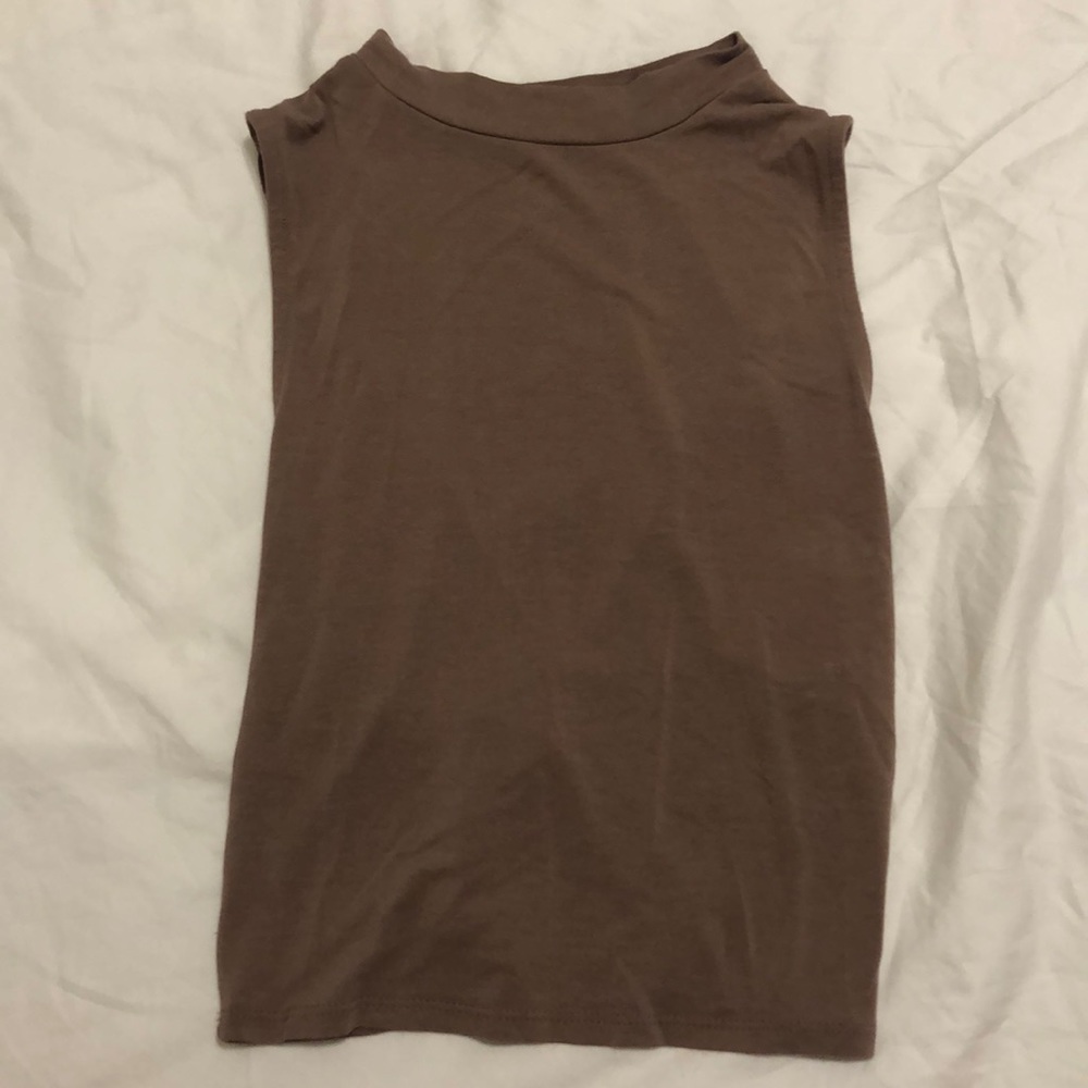 High neck henrigirl top